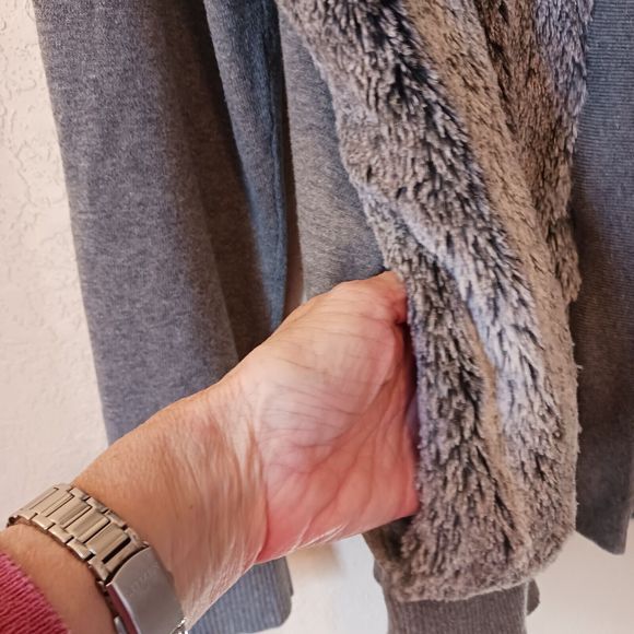 Chico's Zenergy Cozy Faux Fur Cashmere Blend Bomber Jacket Sz 3 Or XL - Picture 6 of 15